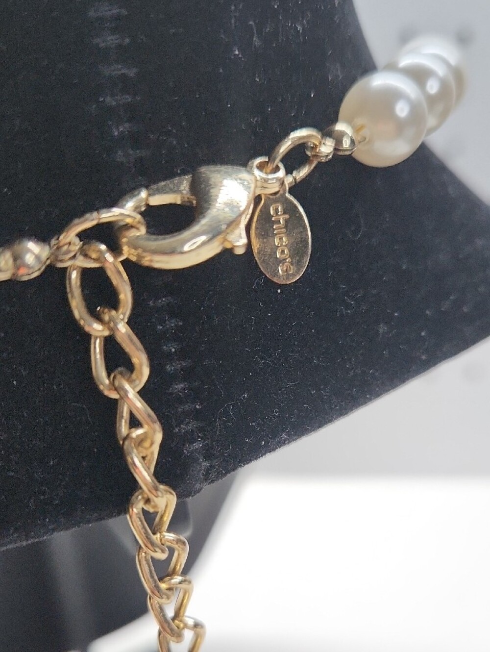 Faux Pearls And Goldtone Necklace Bundle - Picture 10 of 10